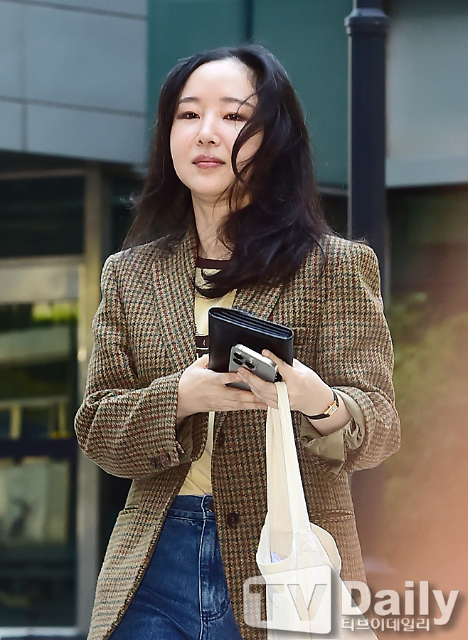 Min Hee-jin's Alleged Media Strategy Emerges in Court