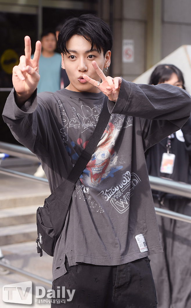 BTS Jungkook and Aespa Winter Rumored to Be Dating