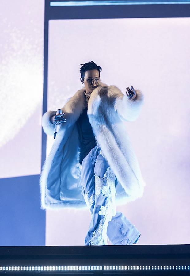 G-Dragon's Concert Ticket Scalpers Arrested; Punishments Draw Criticism