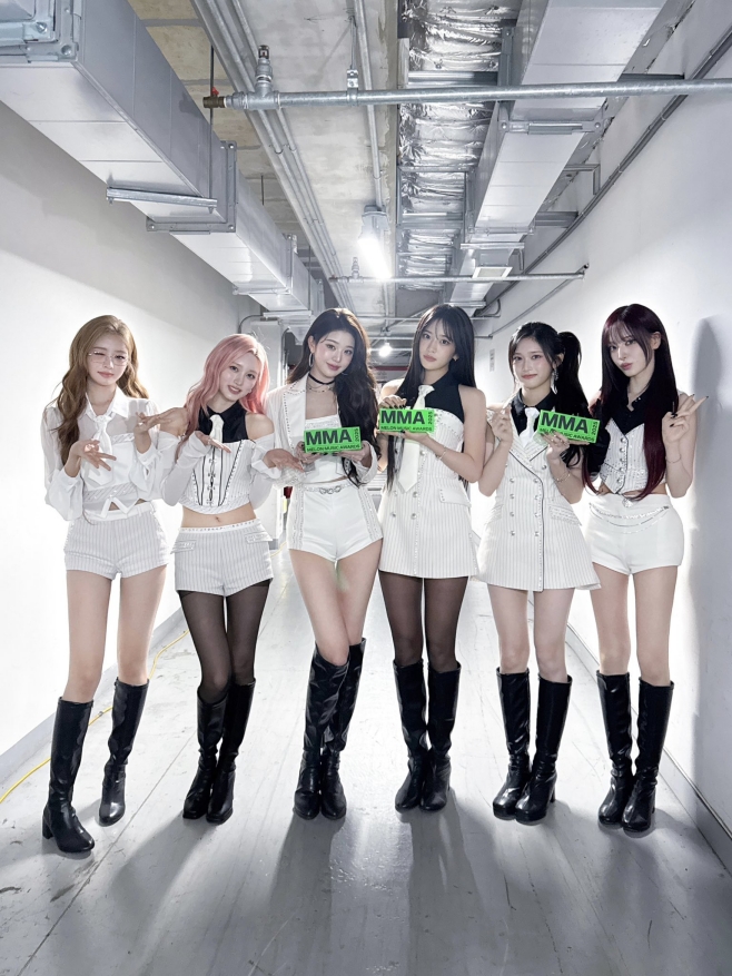 IVE Meraih Tiga Penghargaan di MMA 2025, Menegaskan Eksistensi Mereka