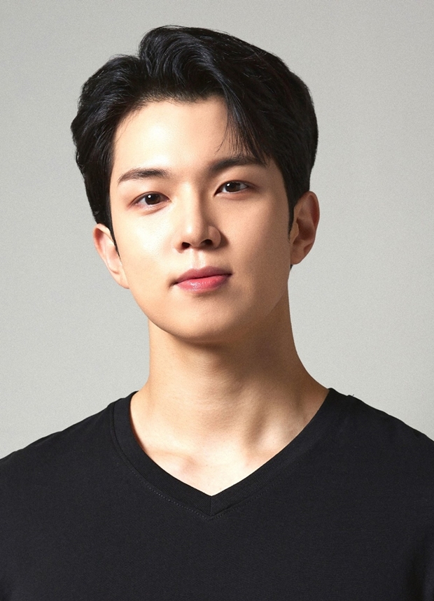 Yoo Hwe-seung Cast as Romeo in 'Romeo and Juliet' Musical