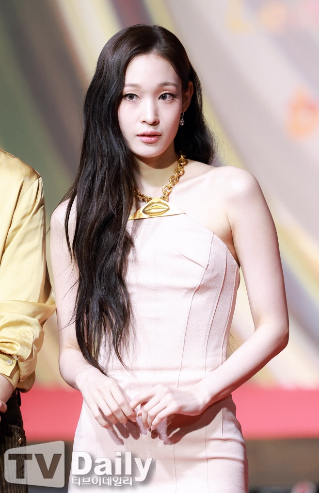 Annie of AllDay Project: A Rising Idol’s True Colors on Stage