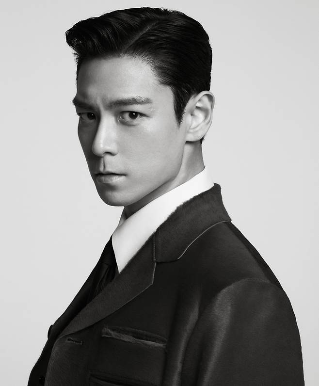 'Reclusive' T.O.P Returns with New Solo Album After 13 Years