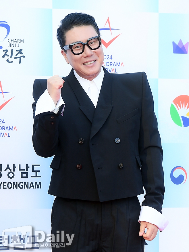 Lee Sang-min Menjawab Klaim Shin Jung-hwan Tentang Penyelesaian Rula