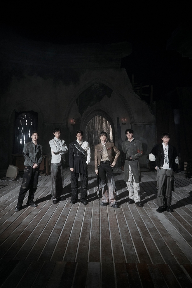 엑소, '리버스'로 증명한 K팝의 새로운 기준