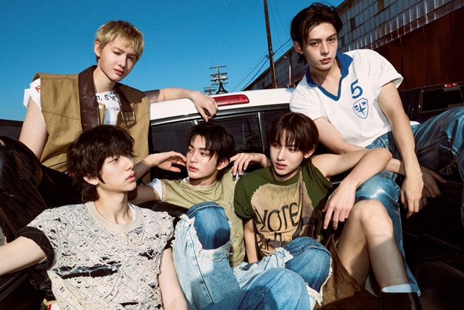 코르티스, 미국 빌보드 19주 연속 차트 진입…세 계단 역주행