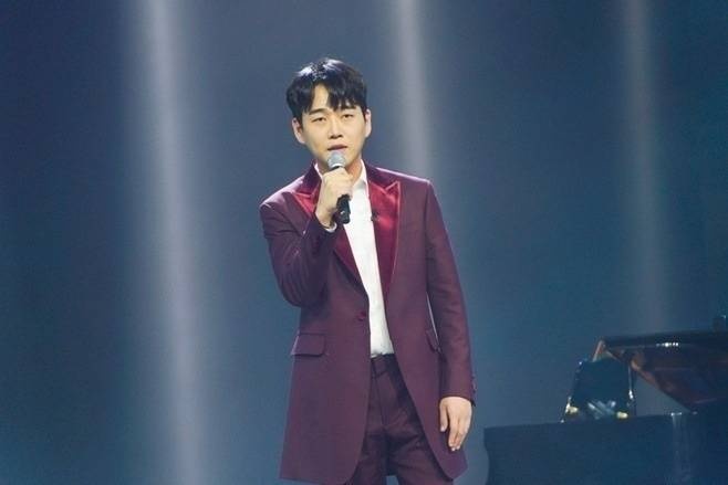 황영웅, 논란 딛고 대중 무대 복귀 신호탄 쏘나