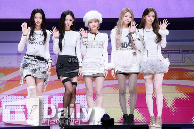 KiiiKiii Excited by Freshness of Title Track '404'... Many Wow Points