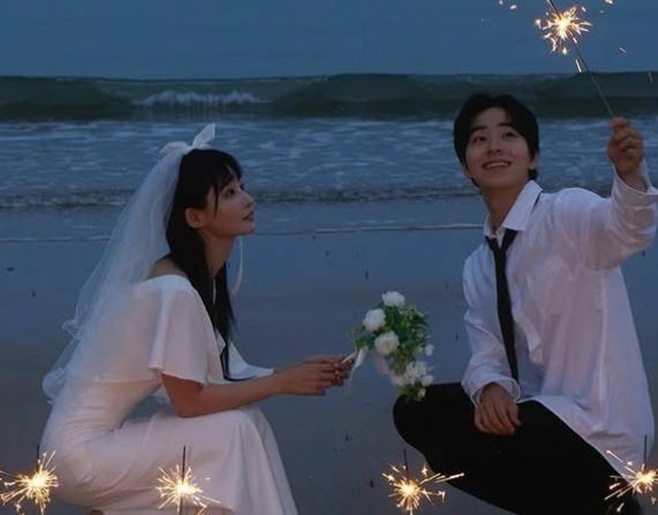 '양성애자 고백' 솜혜빈, 2살 연하 김예훈과 결혼 소식 전해