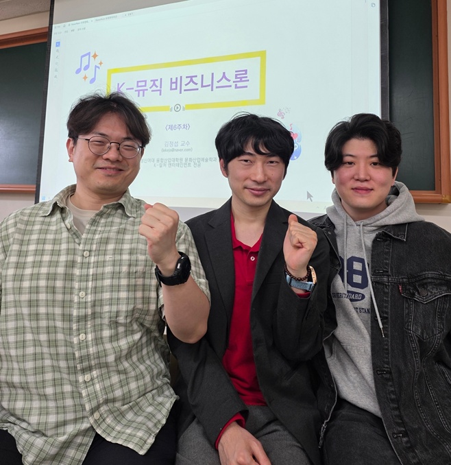 Perjalanan Tiga Pria Meneliti K-Kultur: Wawasan dari Mahasiswa, Jurnalis, dan Perawat