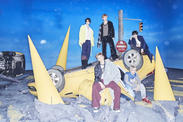 TOMORROW X TOGETHER Dominasi Tangga Lagu di 19 Negara dengan ‘Stick With You’