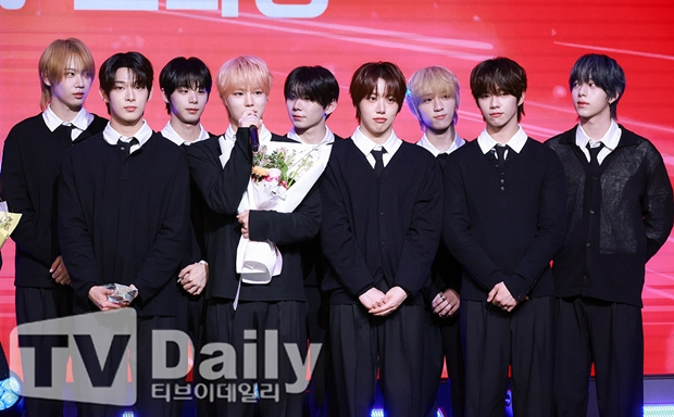 Next-Gen K-Culture Star AHOF Shines at the '2026 Cable TV Awards'