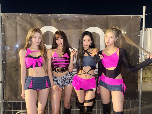 키스오브라이프, 태국 송크란 축제에서의 빛나는 퍼포먼스