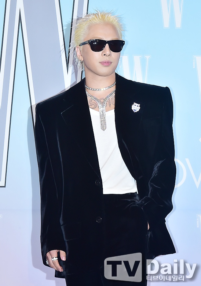 Taeyang Announces Release of His Fourth Studio Album 'QUINTESSENCE' in May