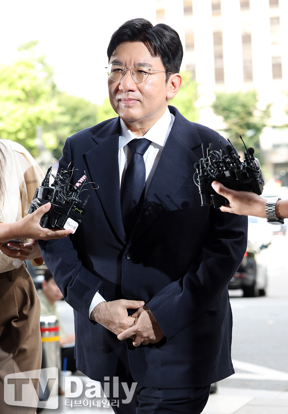 검찰, 방시혁 의장 구속영장 반려…증거 미흡으로 판단