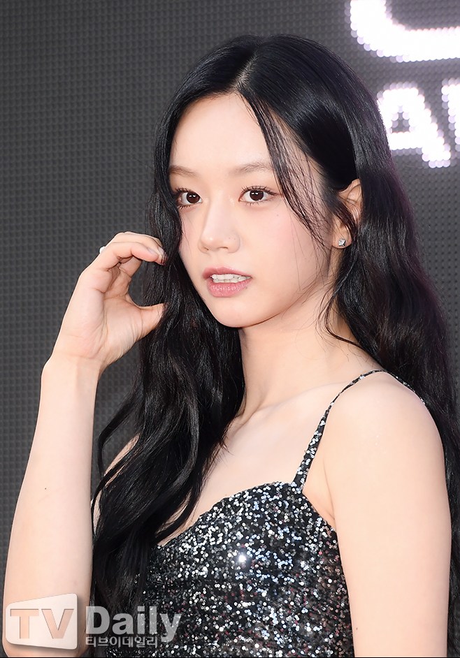 Hyeri's Hidden Kindness Captivates Fans