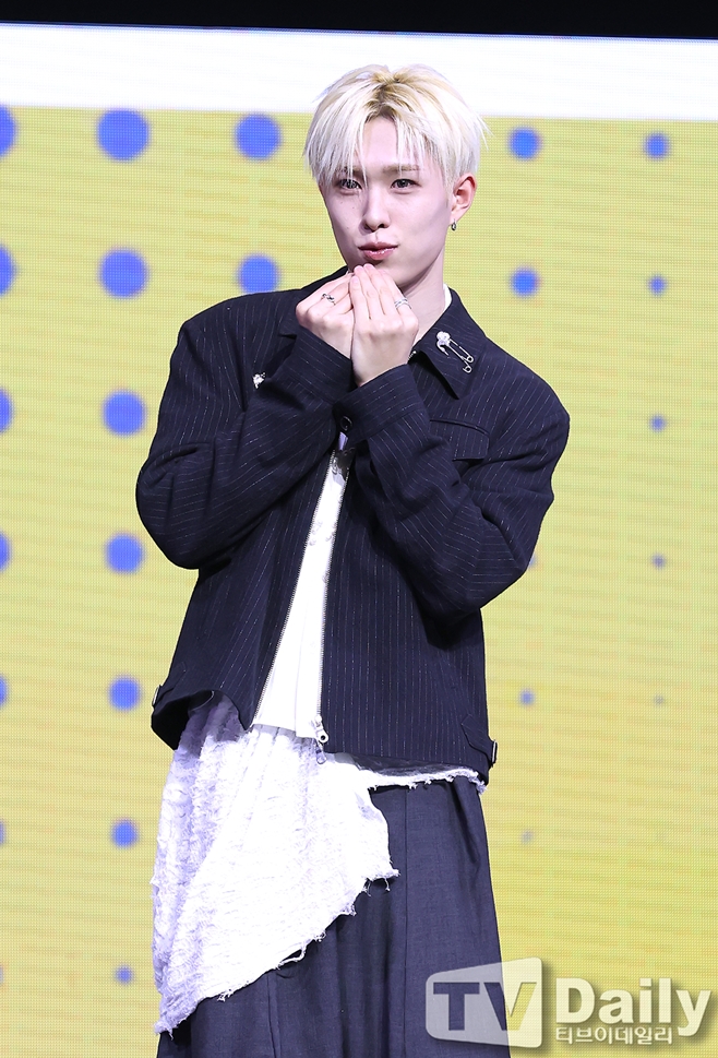 넥스지 휴이, 일본 멤버들과 작사에 대한 소회 밝히다