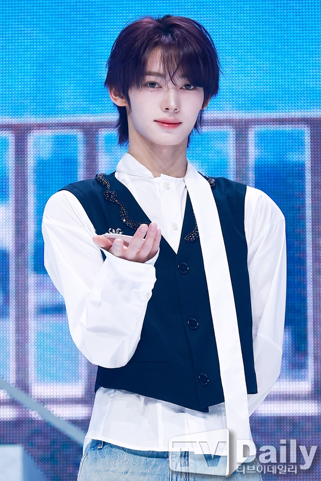 Hanjin of TWS Expresses Desire to Collaborate with IU