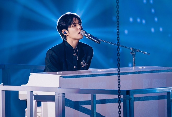 DAY6 원필, 신곡 ‘피아노’ 뮤직비디오 공개 및 배리어프리 공연 성황