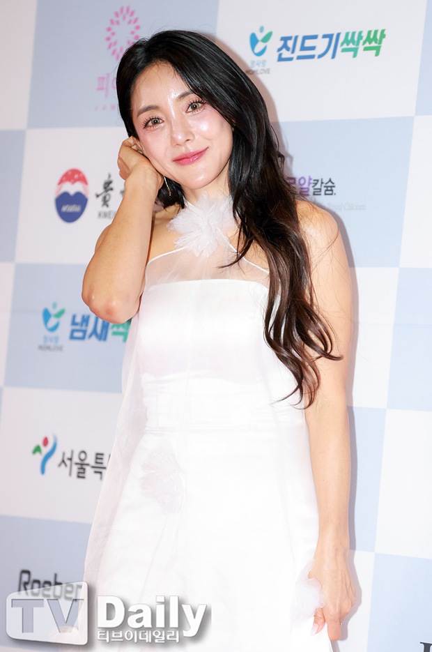 Bada's Free Concert Underfire for Funeral Service Promotion: Official Statement