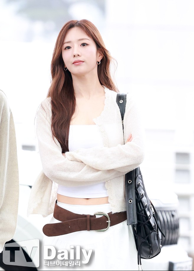 Yoon Bomi dan Rado Akan Memiliki Pertunjukan Pernikahan Bintang