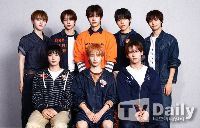 Rookie Group YOU’RZ Begins New Journey with Debut Single 'Orange Record'