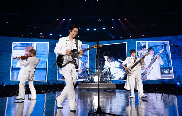 LUCY Makes First Dome Performance a Success with Full Reunion
