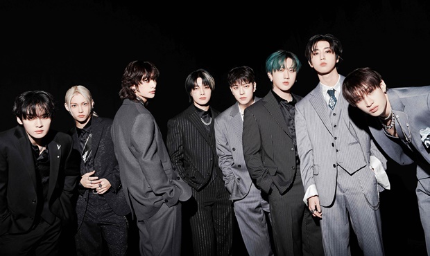 스트레이 키즈, '워킨 온 워터' MV 1억 뷰 달성… K팝 4세대 최다 기록