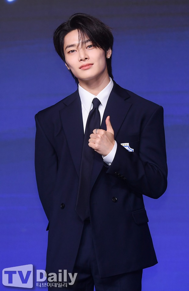 스트레이 키즈 아이엔, 89억 압구정 아파트 매입… 현금 거래 성사