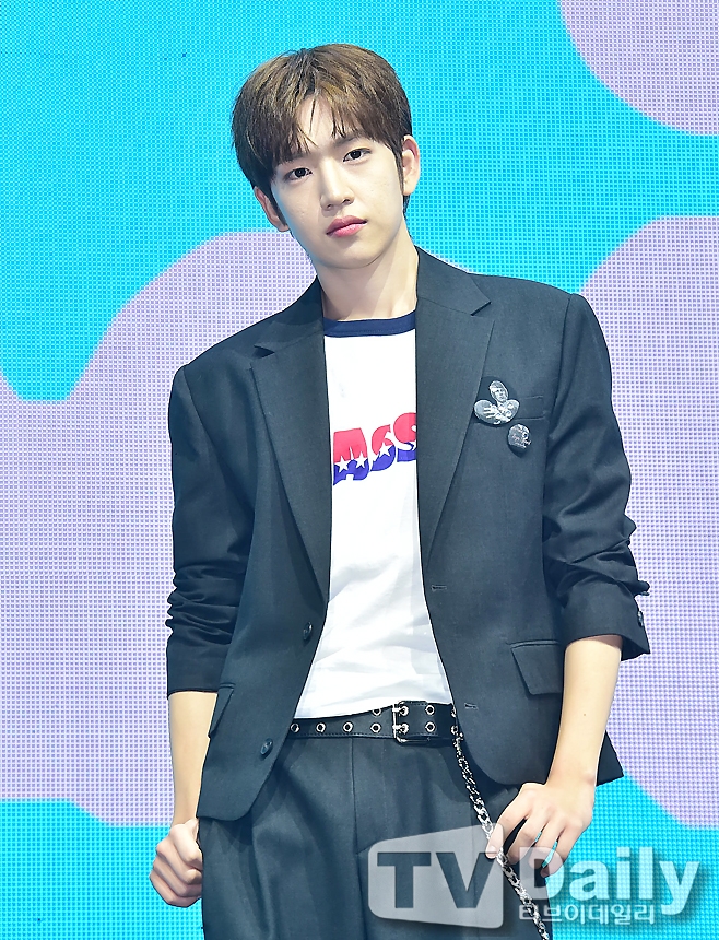 IDID's Kim Min-jae Responds to Ilbe Controversy with Agency's Clarification: "Simply a Mistake"