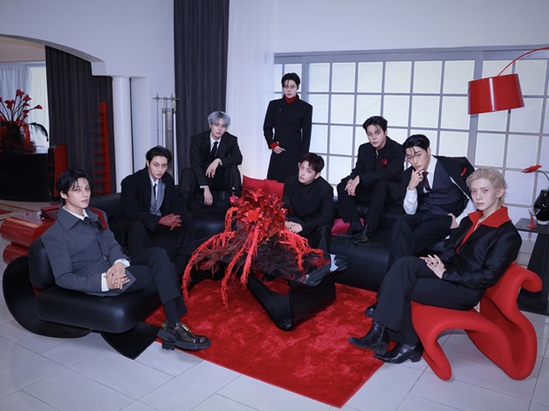 ATEEZ Kembali Cepat Setelah 4 Bulan dengan Album Baru yang Penuh Ketegangan